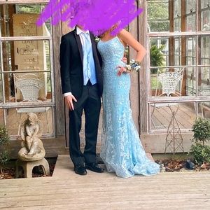 Sherri Hill prom dress